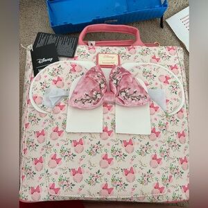 Loungefly Pink Floral Minnie Mouse Tote with Embroidered Bow